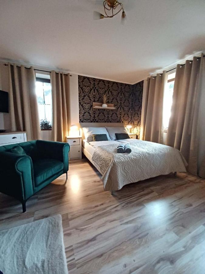 Homestay V Soukromi Na Sadove 906 -