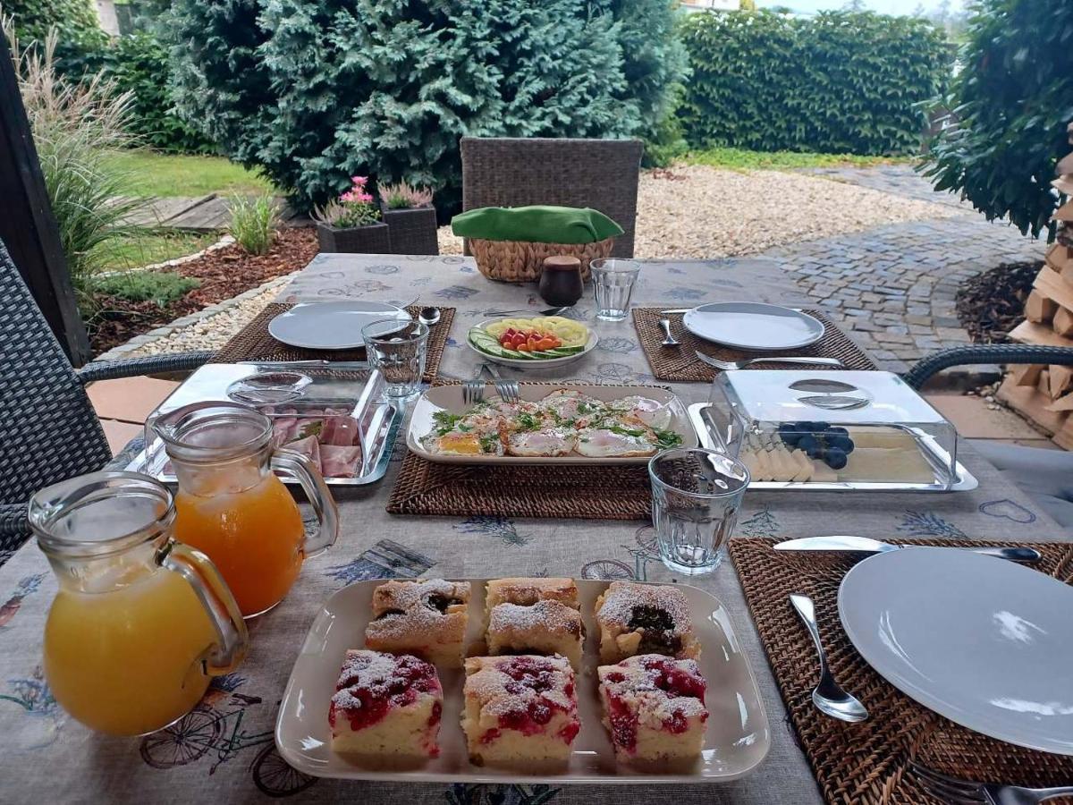 V Soukromi Na Sadove 906 -